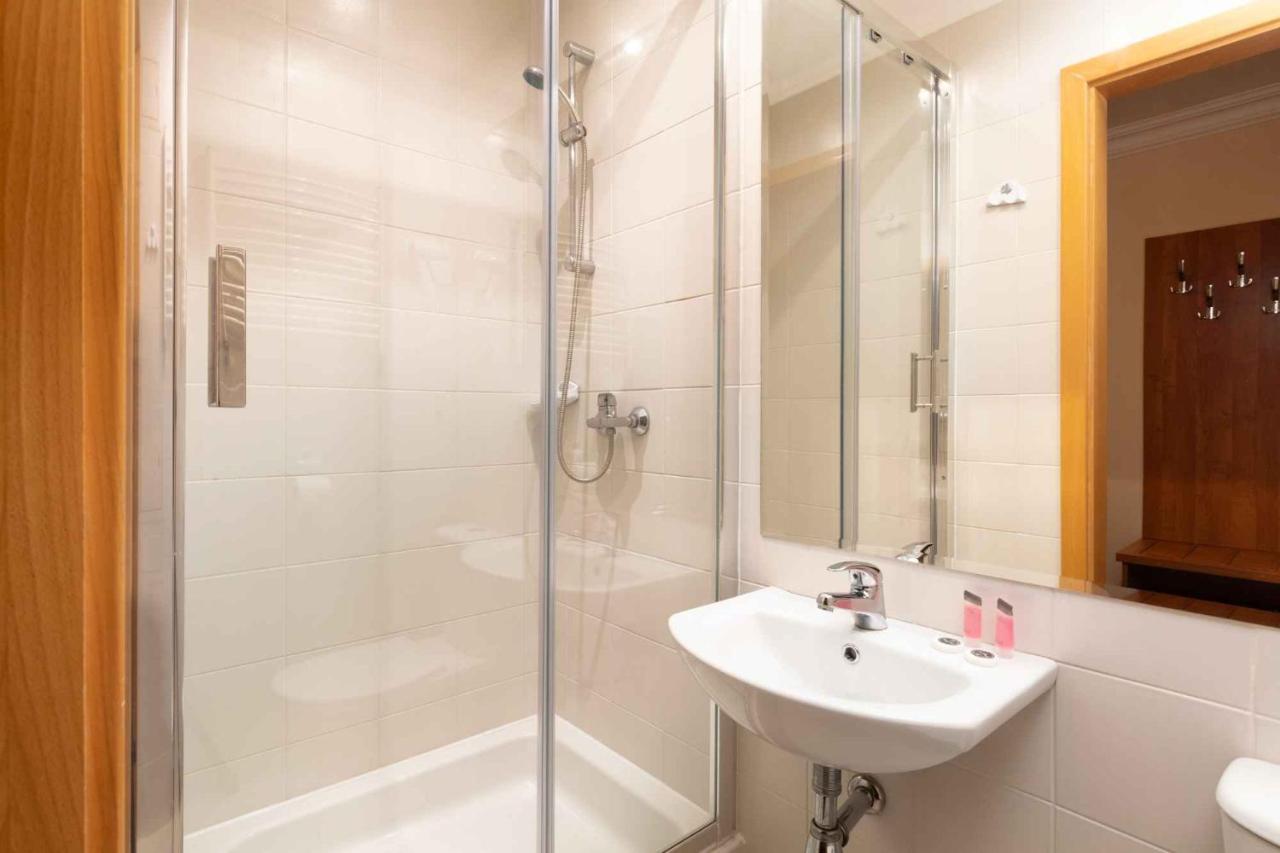 Perla Lesna Nadarzyn Bed and Breakfast Εξωτερικό φωτογραφία