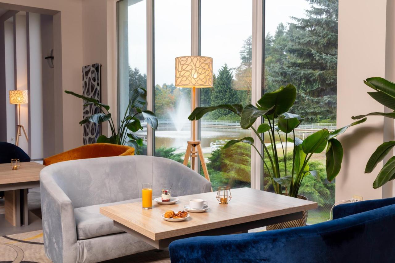 Perla Lesna Nadarzyn Bed and Breakfast Εξωτερικό φωτογραφία
