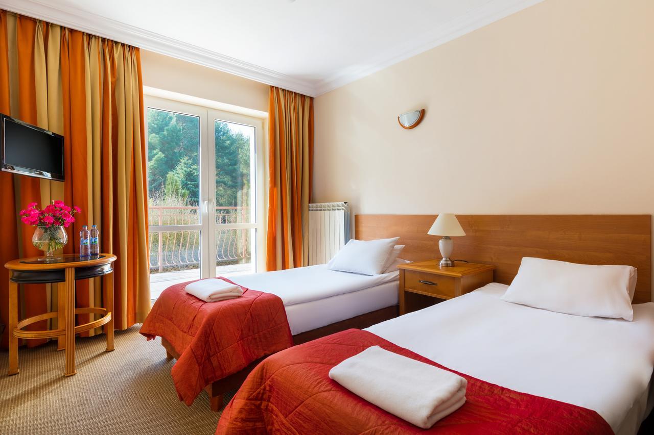 Perla Lesna Nadarzyn Bed and Breakfast Εξωτερικό φωτογραφία