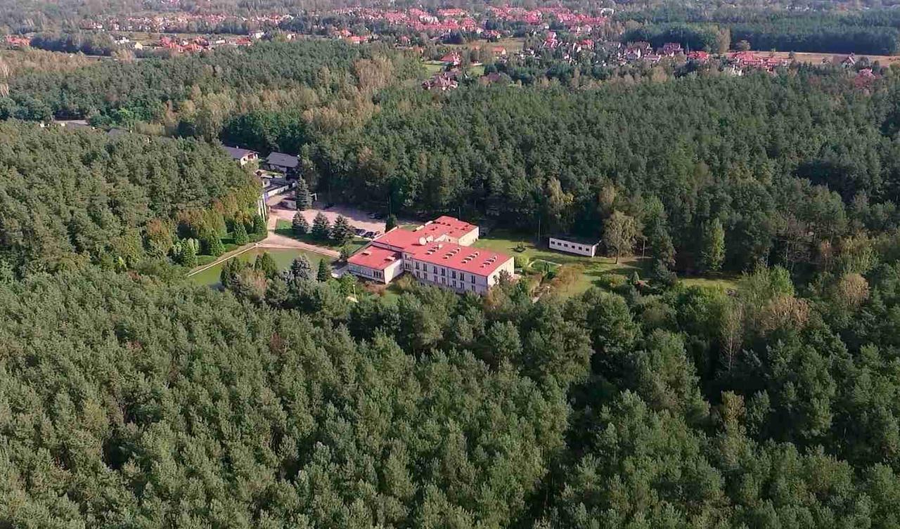Perla Lesna Nadarzyn Bed and Breakfast Εξωτερικό φωτογραφία